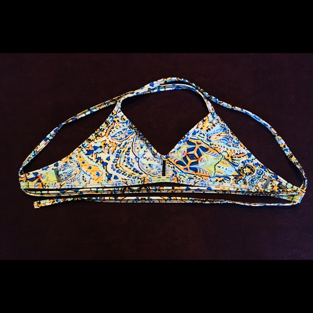 Jolyn top